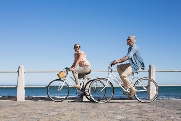 6 Ways to Keep Your Financial Plan on Track this Summer